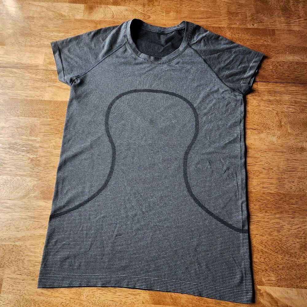 (10) Lululemon swiftly tech short sleeve top
